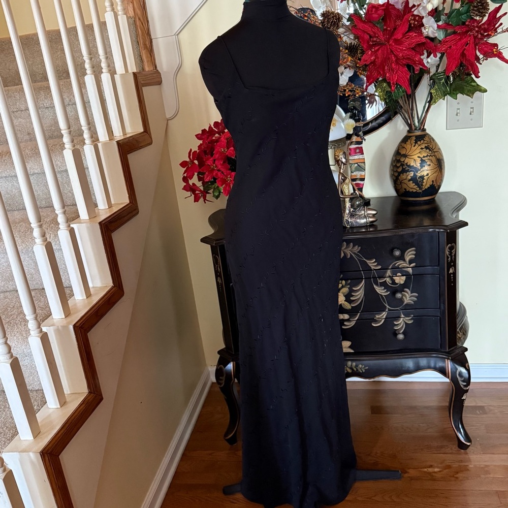 *Chic Black Maxi Dress - Picture 3 of 16